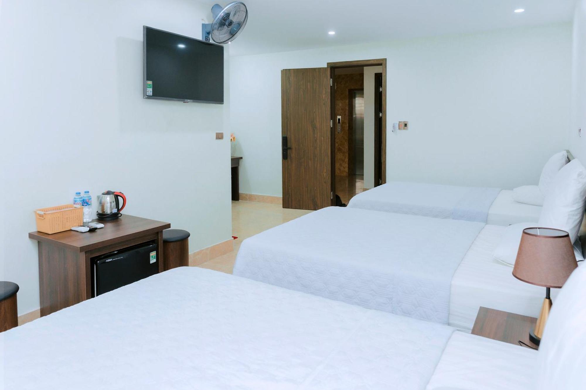 Thu Ha Hotel Uong Bi Eksteriør bilde
