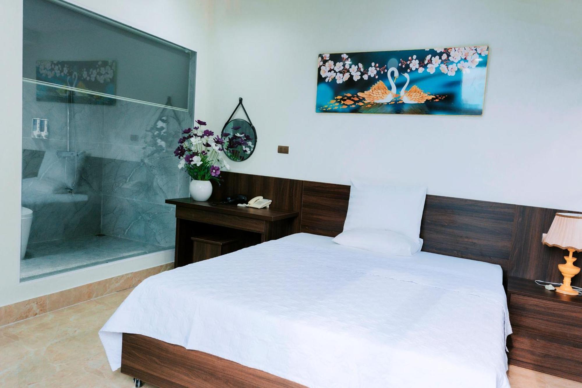 Thu Ha Hotel Uong Bi Eksteriør bilde